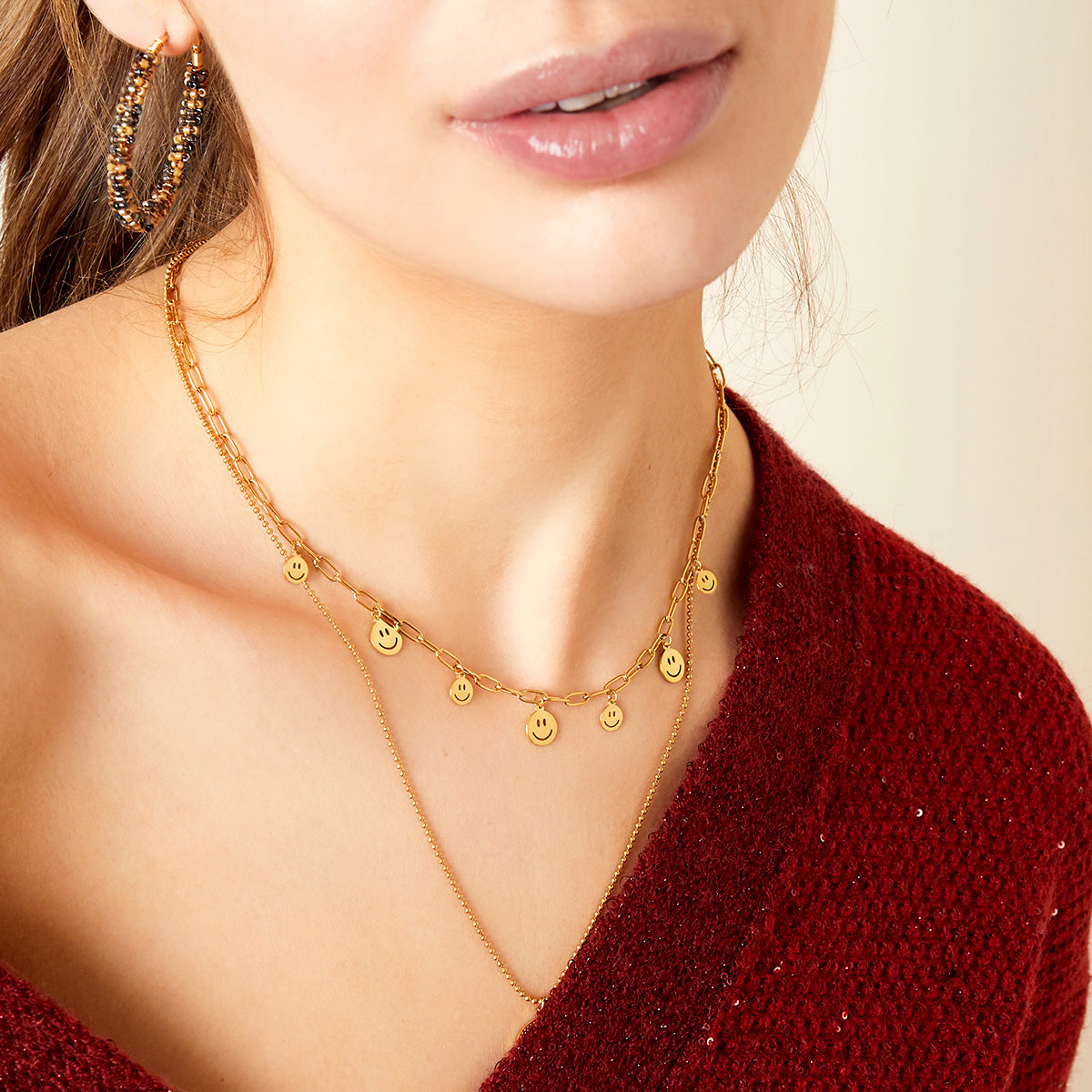 Collana Mara con ciondoli "Smile" di diverse dimensioni, Realizzata in acciaio inossidabile, anallergico e resistente all'acqua - Trinwel.com